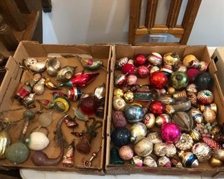 Antique ornaments, some very rare ones 
