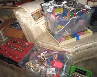 HUGE lot of costume jewelry and watches (NO GOLD OR SILVER HERE!)