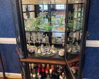 glassware, display cabinet