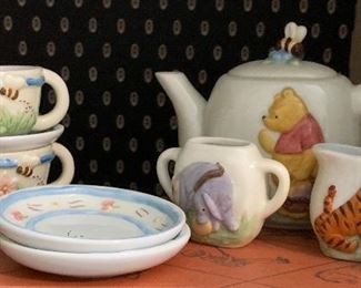 Winnie the Pooh Miniature Tea Set