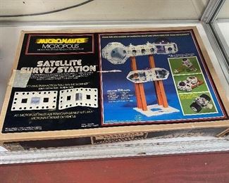 Micronauts Micropolis Satellite Survey Station