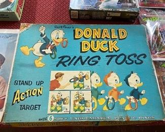 Donald Duck Ring Toss Game