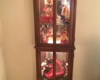 Lighted curio cabinet 