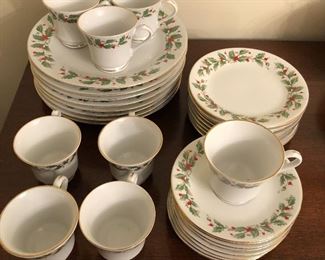 China Pearl fine china, “Noel” pattern.