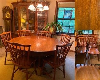 Large Round Oak Table
Set of 8 Solid Wood Windsor Style Spindle Back Chairs