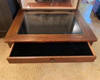 #18	Oak Glass Top Display Coffee Table w/Pull out drawer  40sq x 19	 $75.00 

