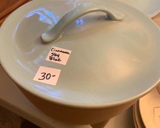 #184	Cinnamon Sky Blue Pottery  Bowl w/lid - Made in USA	 $30.00 
