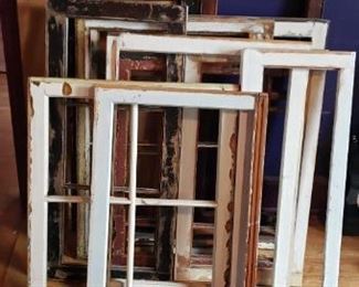 Large variety of frames and old windows