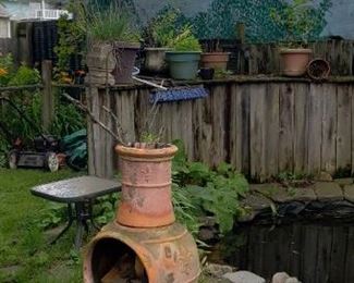 Outdoor chimney fire pit
