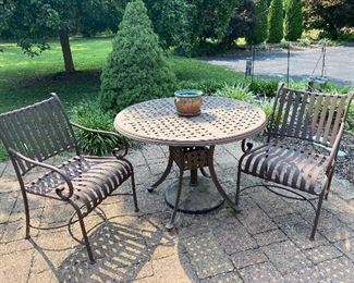Summer Classics Heavy metal patio table and 4 chairs, these 2 and 2 cantilevered chairs