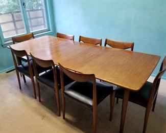 Gustav Bahus teak table with 3 leaves and 8 chairs