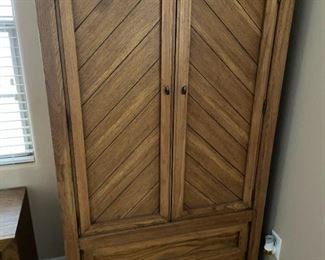 Huntley By Thomasville Armoire