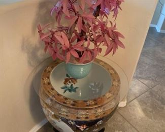 Porcelain Jar Table