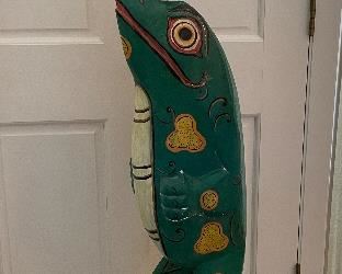 5’ tall wooden frog