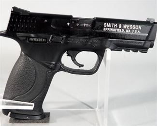 Smith & Wesson M&P 22 .22 LR Pistol SN# MP055649, In Hard Case