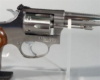 Smith & Wesson Model 63 .22 LR 6-Shot Revolver SN# BAF6421