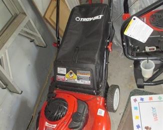Lawn Mower Troy Bilt