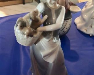 Lladro Figurine