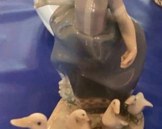 Lladro Figurine