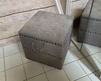Storage ottoman