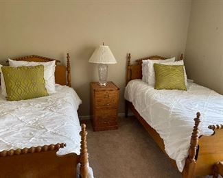 Circa 1920's beadroll twin beds - excellent condition, center 2-drawer file cabinet, glass lamp, mattress sets, cotton coverlets and pillow shams