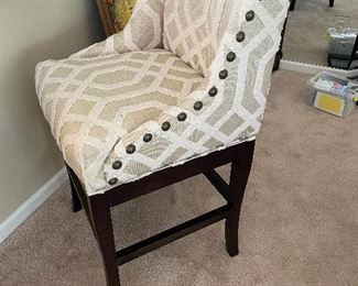 Another view of the barstools