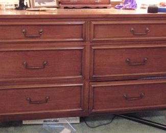 6 drawer low chest with mirror