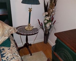 queen bed, green painted wood bedroom set