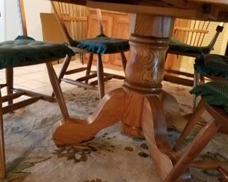 oak dining table with leaf and chairs