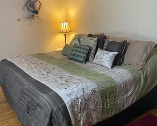 King Base & King Sealy Posturepedic Ultra Plush Mattress - 29"H x 77"W x 80"D - WAS $175 NOW $100