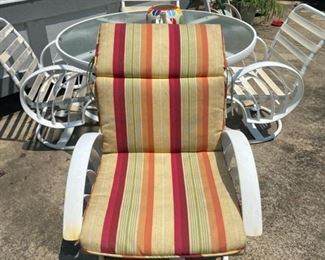 5PC Outdoor Patio Set (cushions included) - WAS $160 NOW $80