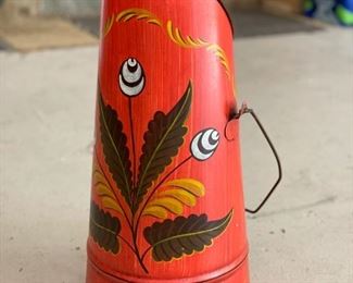 Vintage metal flower vase. Made in Italy.  Measures 18.25" H with an 9" D opening. Photo 1 of 2. 