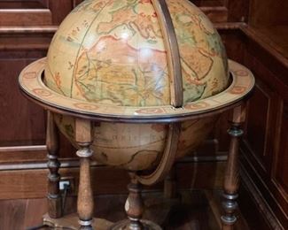 Antique Italian globe bar. 