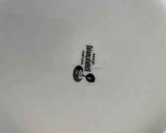 Faianca Subtil Dinnerware. Portugal. Photo 2 of 2. 