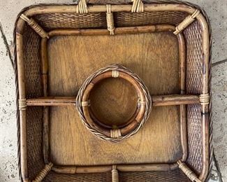 Rattan chip and dip basket. 