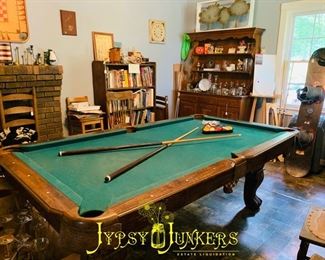 Jypsy Junkers.Pool Table