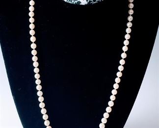 14k White Gold 81 Pearl Necklace
