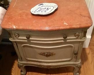 ANTIQUE MARBLE-TOP NIGHT STAND W/PORCELAIN CHAMBER POT CABINET #1