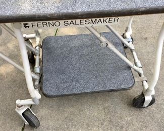 COLLAPSABLE FERNO "SALESMAKER" TABLE/CART