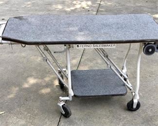 COLLAPSABLE FERNO "SALESMAKER" TABLE/CART