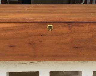 DOVETAILED CHEST