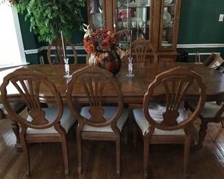 Another picture of dining table & chairs
