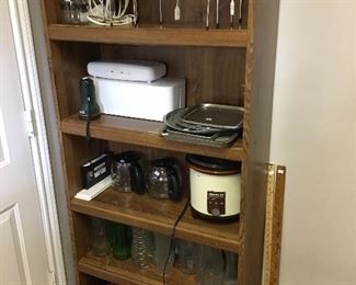 Shelf, iron, crockpot, miscellaneous