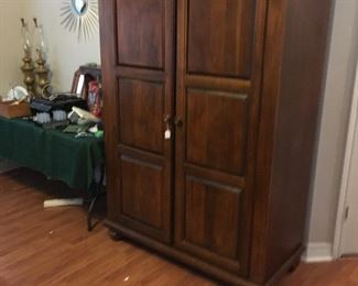 Armoire