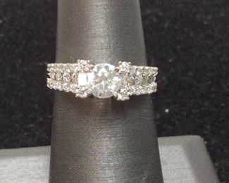 18K GOLD DIAMOND RING .73ct 3.9G