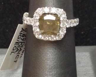 18KT WHITE GOLD FANCY DIAMOND RING 4.2G SIZE