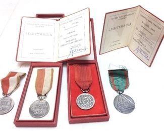 VINTAGE POLISH SOCIALIZM AWARDS