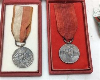 VINTAGE POLISH SOCIALIZM AWARDS