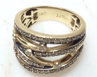 14KT GOLD & DIAMOND CHIP RING, 9.3g, SIZE 7.5