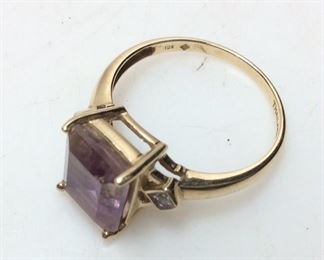 10KT GOLD RING, TOURMALINE CENTER 3G SIZE 8.5